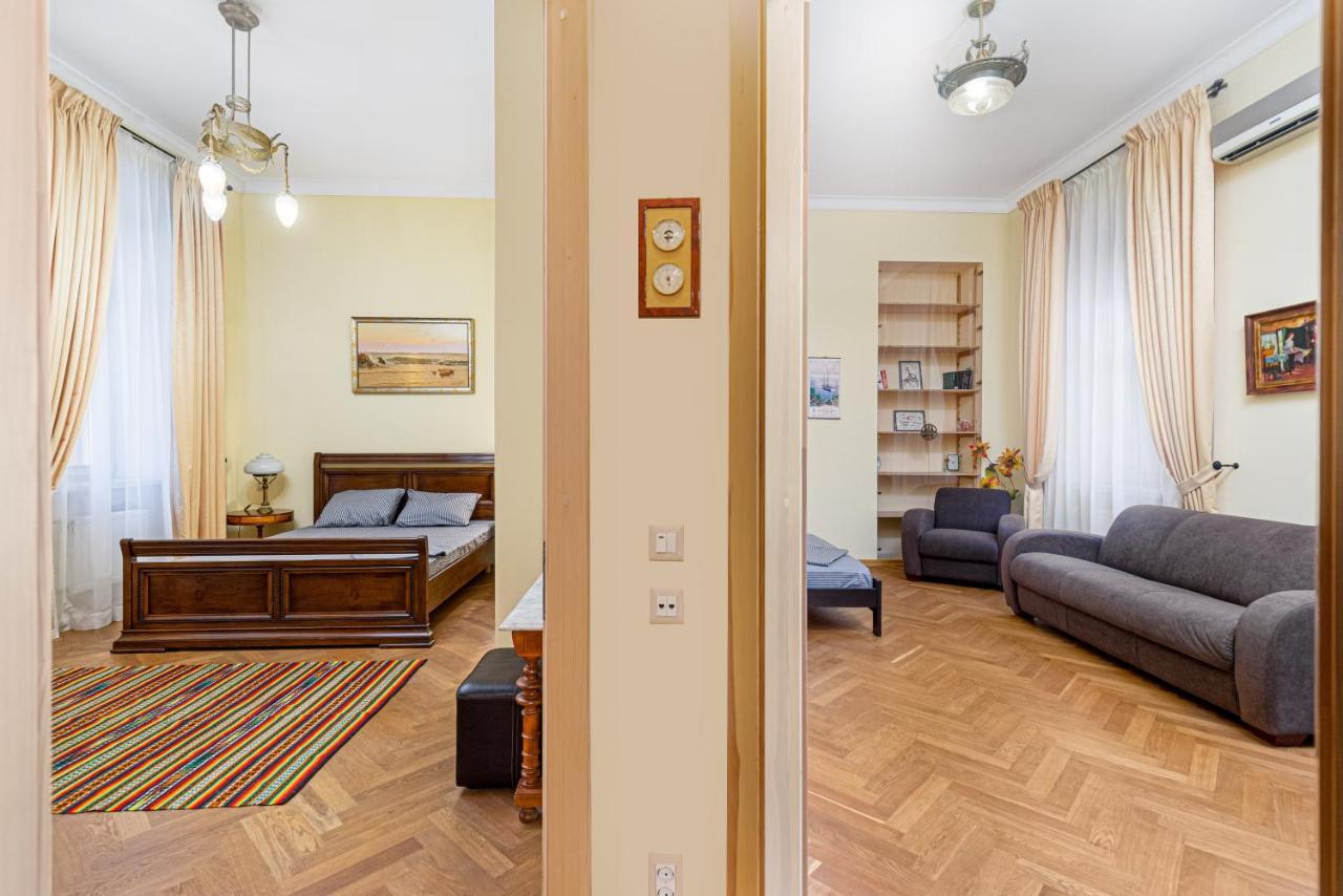 Grecheskaya Street Art Apartment Odesa Exterior foto
