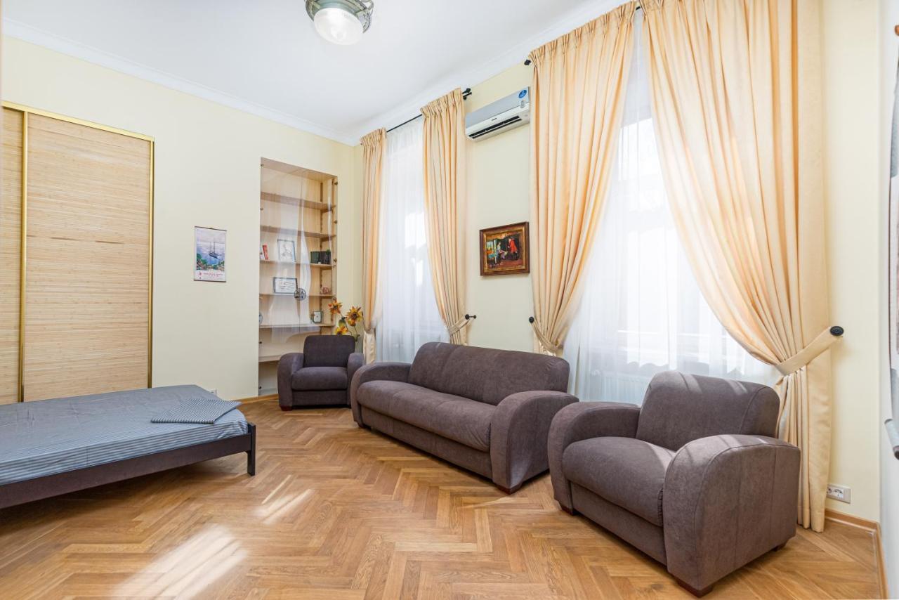 Grecheskaya Street Art Apartment Odesa Exterior foto